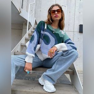 Color block drop shoulder sweater